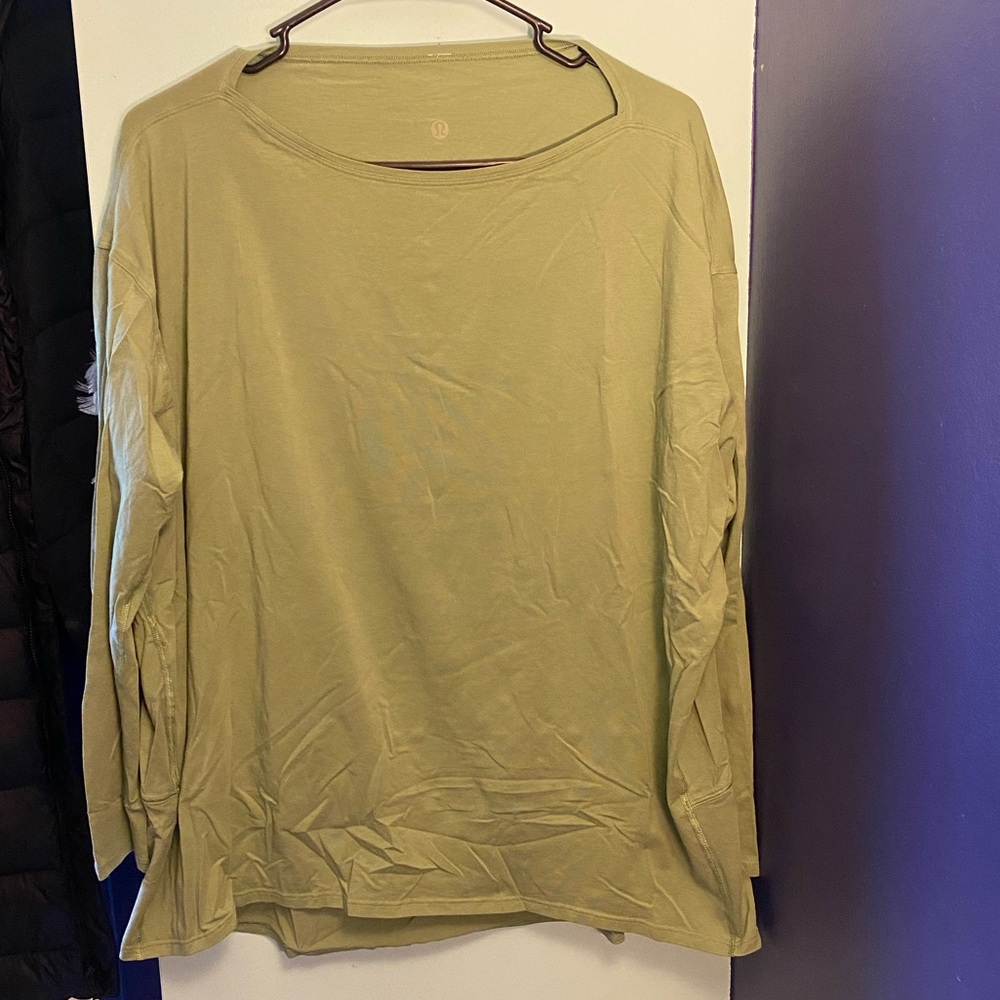 Lululemon Back in Action Tee